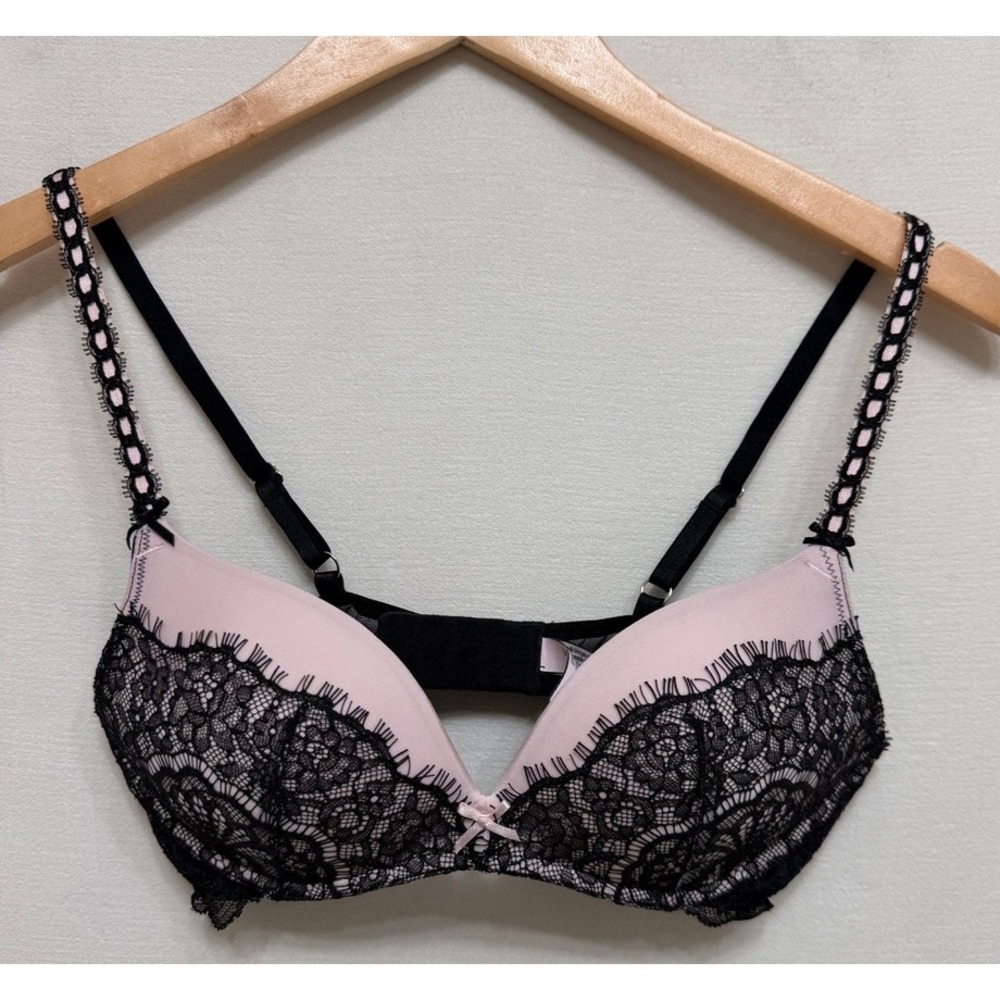 Victoria's Secret Women's Bra Pink Black Lace Padded No-Wire Dream Angels 32B